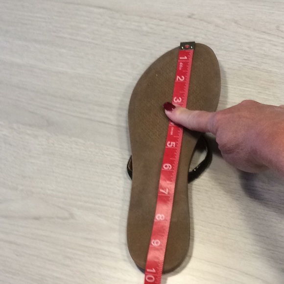 Tory Burch “T” logo Flat Thong Black Sandal - 7 - Picture 14 of 16